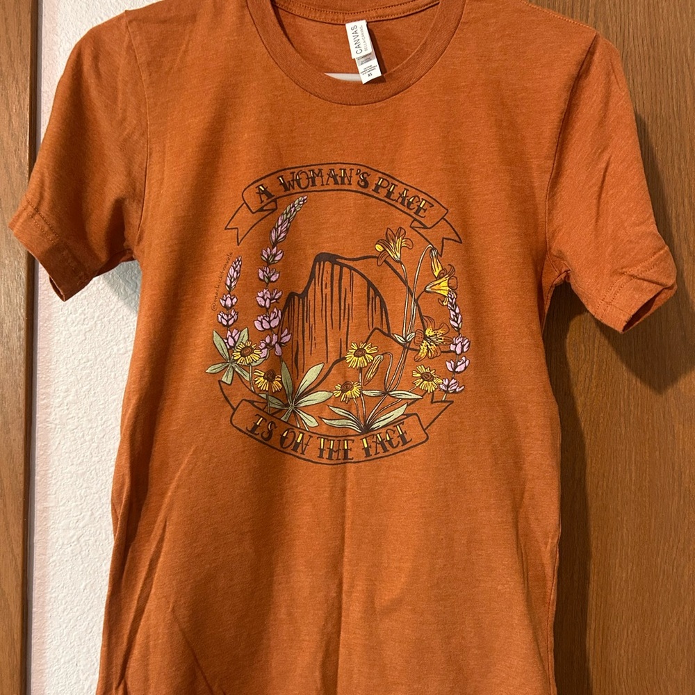 Climbing Graphic Tee